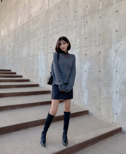 ブーツフェチの人たちって、何足所有しているのだろうかといつも思う　女性のブーツにとてつもないフェチを感じる方P64